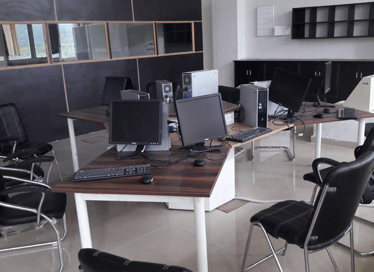 Glocal School of Science & Technology Saharanpur Labs and Library photo 9